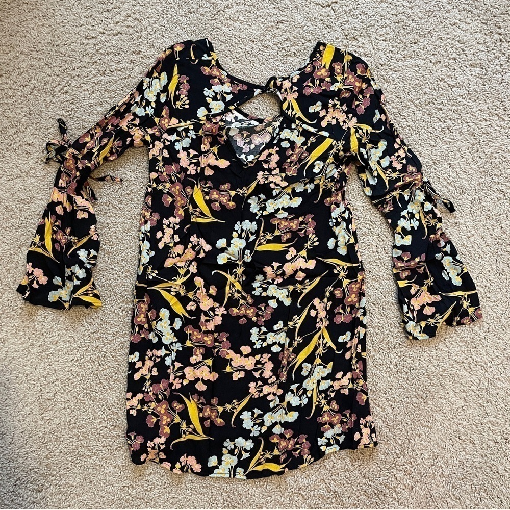 Xhilaration Dress Womens Medium Black Multicolor Floral Tie Sleeve - Picture 8 of 11
